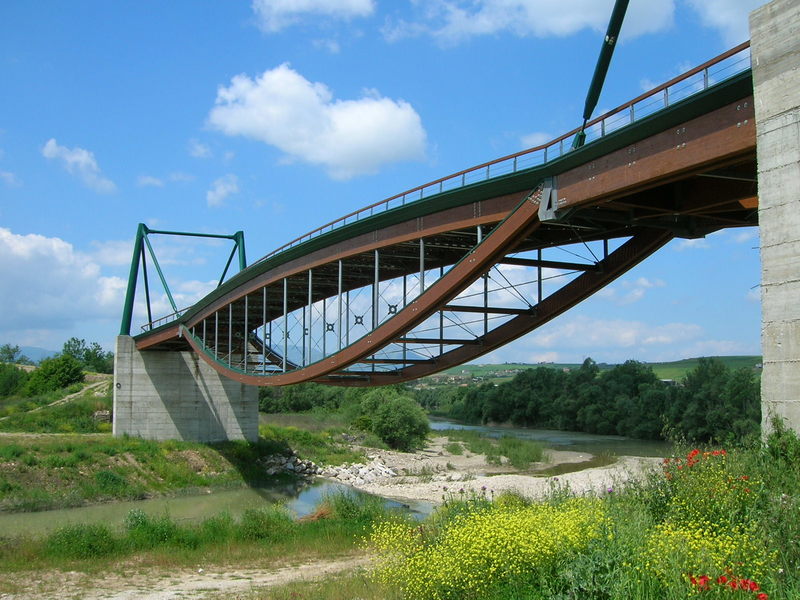 Ponte ciclabile sul fiume Calore