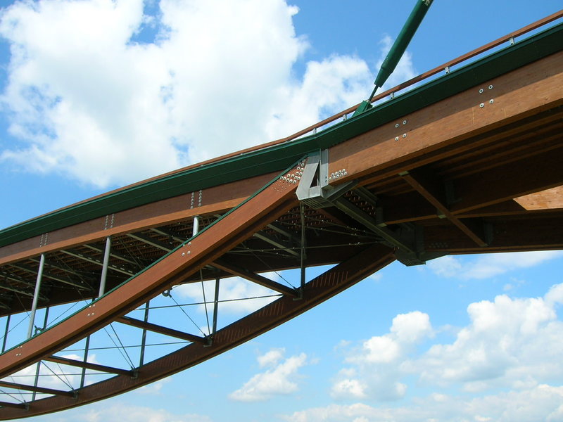 Ponte ciclabile sul fiume Calore