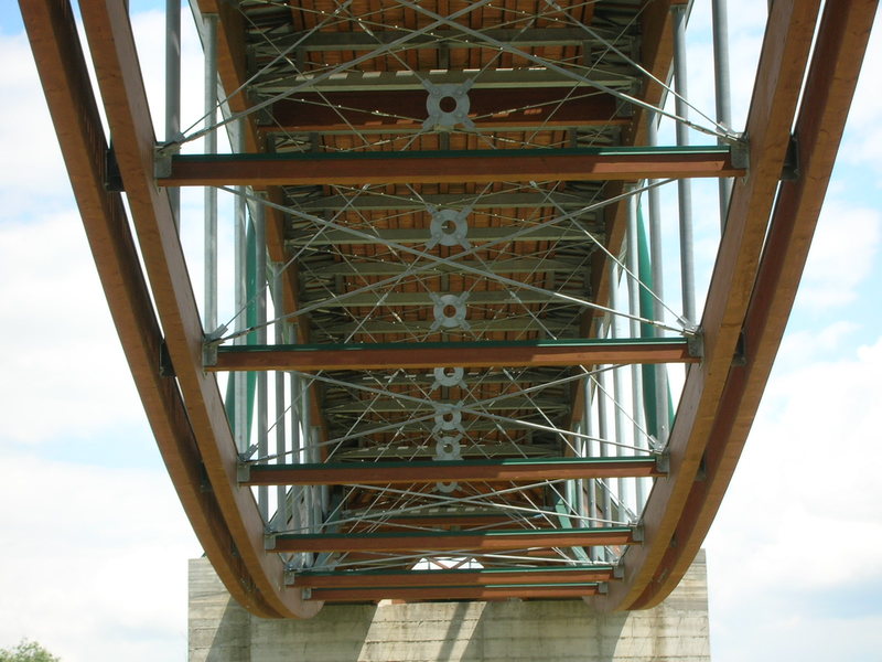 Ponte ciclabile sul fiume Calore